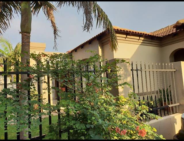 3 BEDROOM HOUSE SOLD IN MAGALIESKRUIN